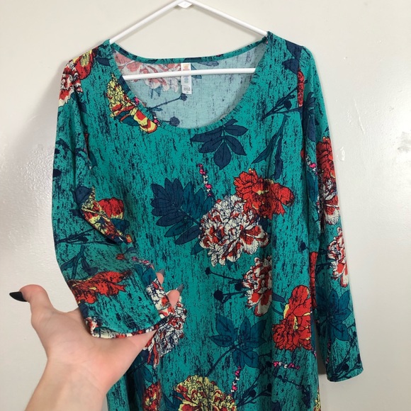 LulaRoe Floral Long Sleeve Top - Picture 2 of 5